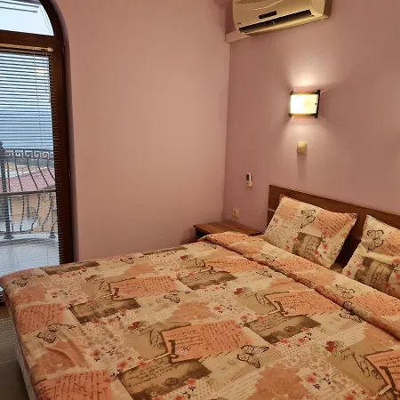 Apartment In Sandy Cove Sozopol Apartment *